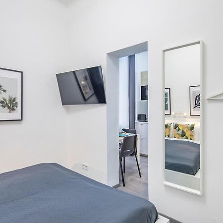 Ultra Central Mini Studio Budapest Extérieur photo