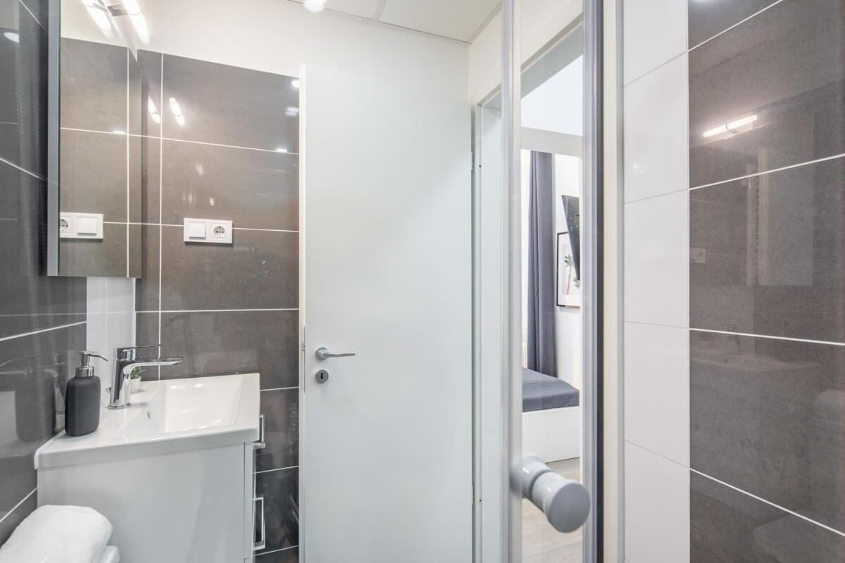 Ultra Central Mini Studio Budapest Extérieur photo